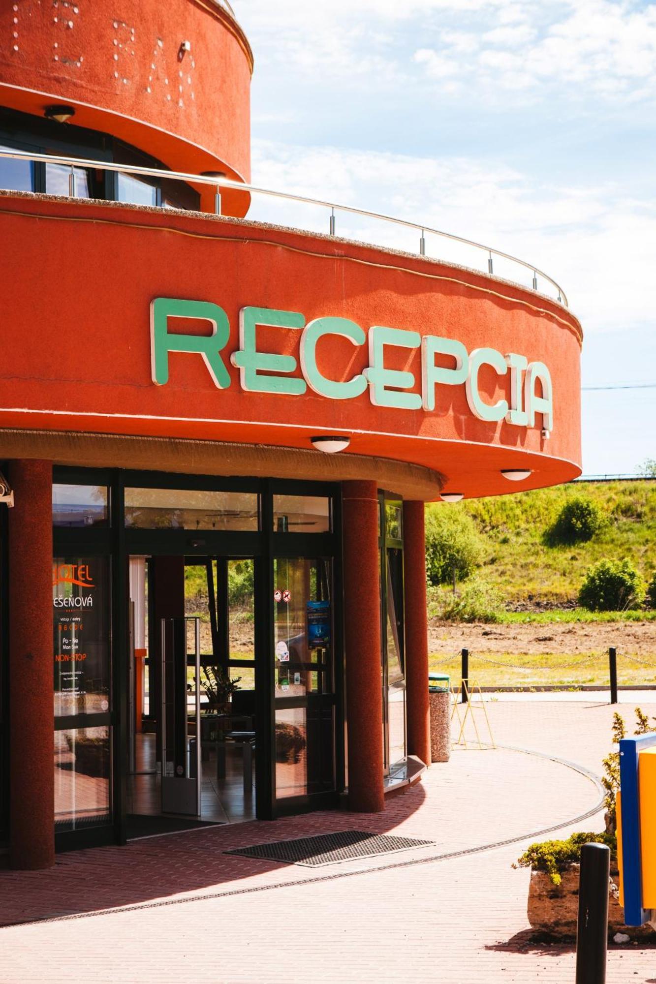 Besenova Apartman Relax Экстерьер фото
